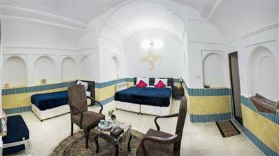 اتاق سه تخته هتل سنتی رویای قدیم یزد